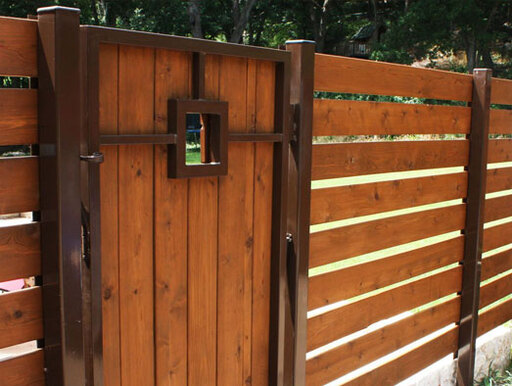 Wood Fence Contractor in Florida